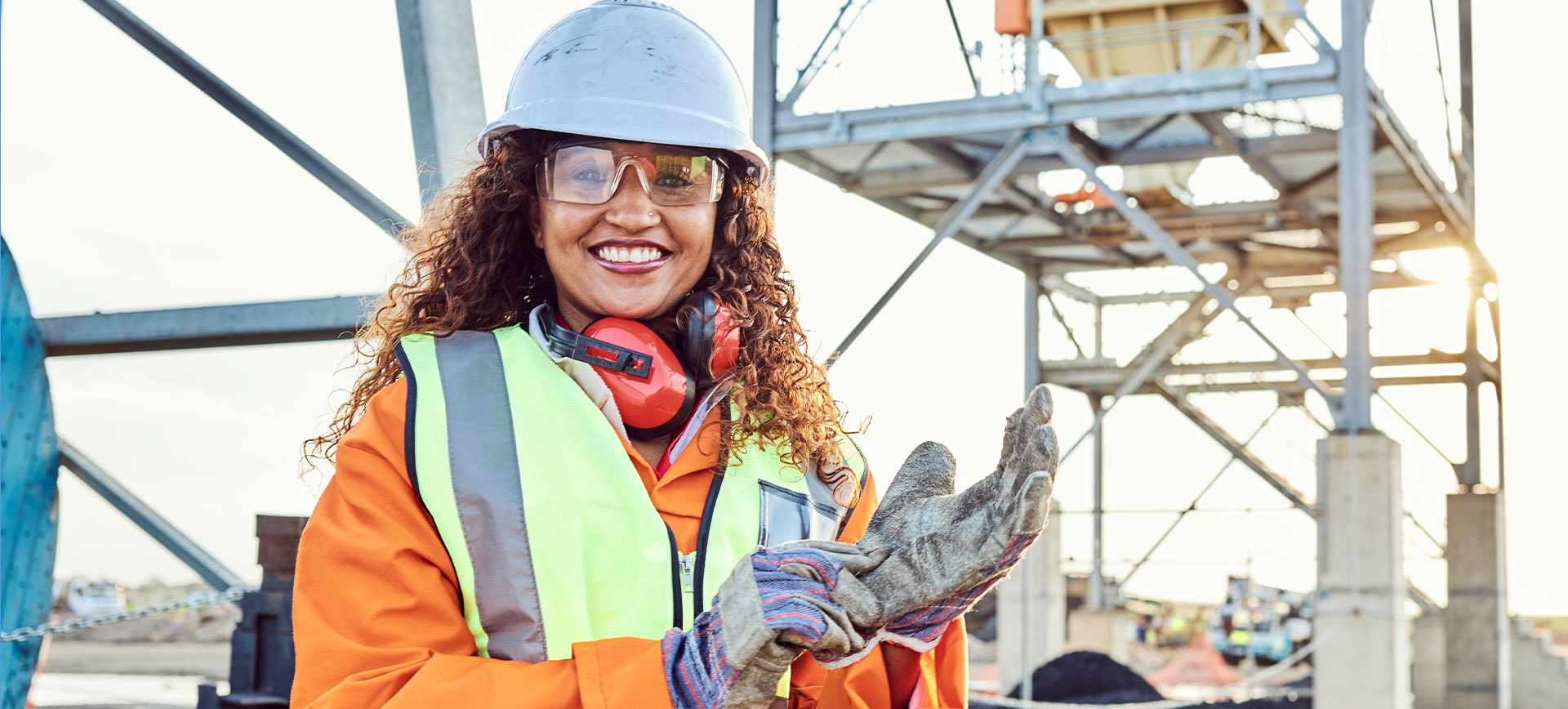 How Canada can encourage more female workers to join the construction trade