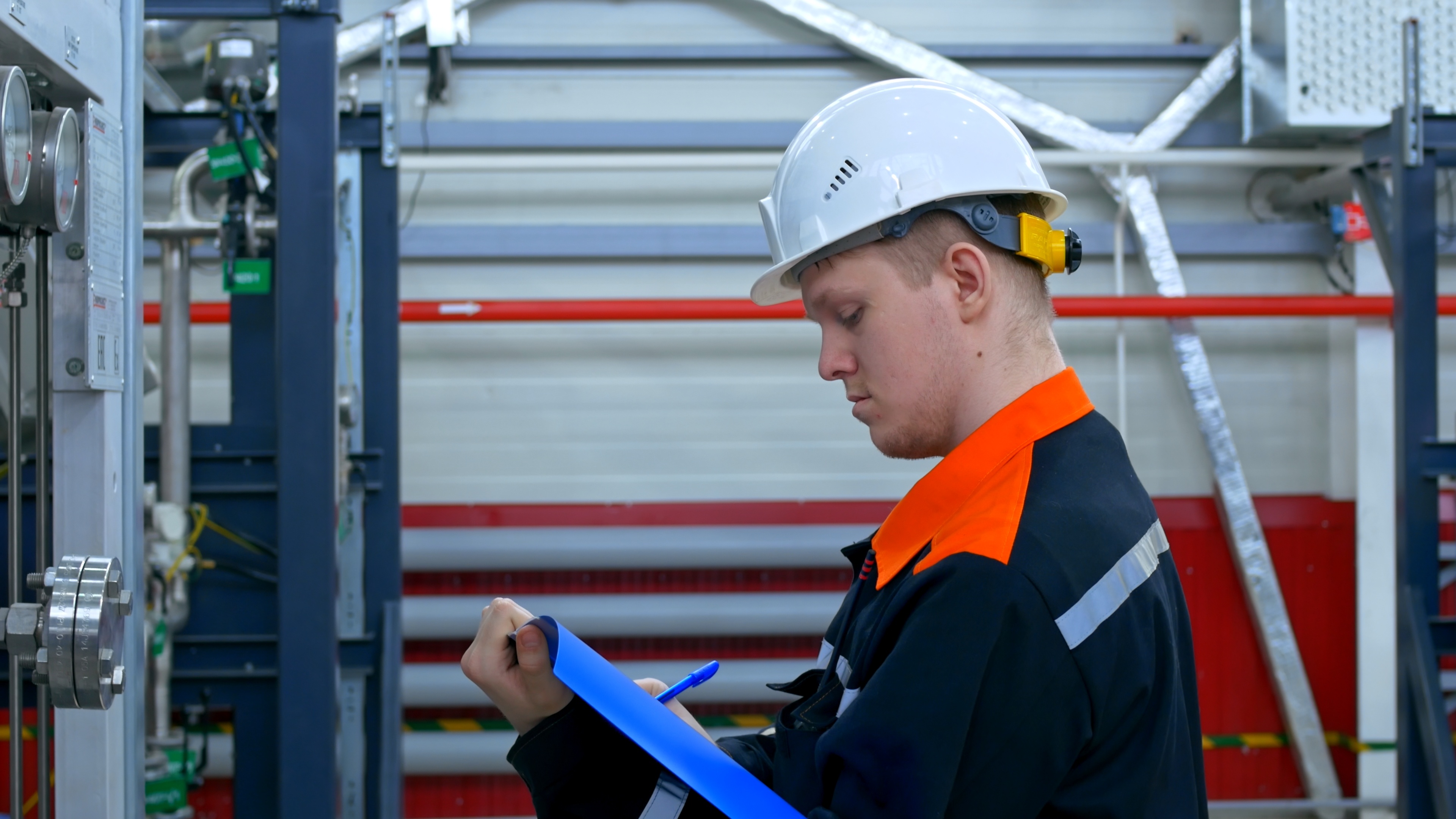 Use of Construction and Maintenance Daily Logbook